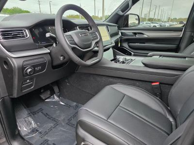 2026 Jeep Grand Wagoneer — photo 15 view