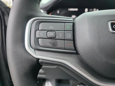 2026 Jeep Grand Wagoneer — photo 19 view