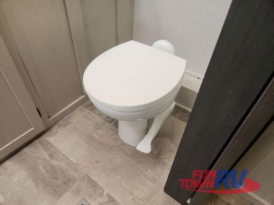 2026 Coachmen RV Chaparral - Photo 44