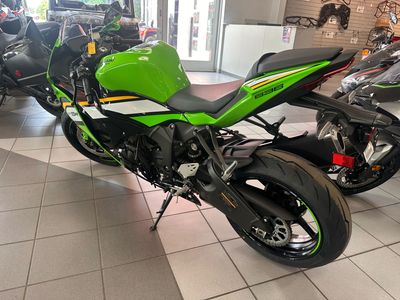 2025 Kawasaki Ninja ZX-6R KRT Edition ABS - Photo 3