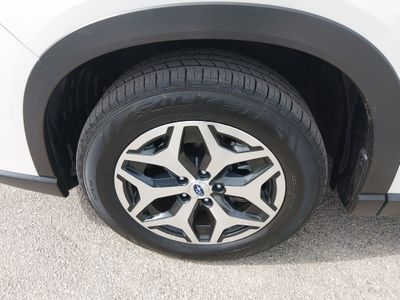 2024 Subaru Forester - Photo 10