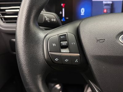 2025 Ford Escape - Photo 17