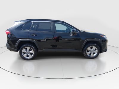 2024 Toyota RAV4 - Photo 8
