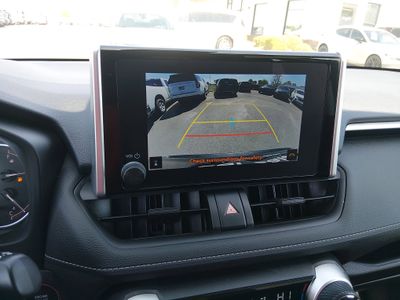 2024 Toyota RAV4 - Photo 16