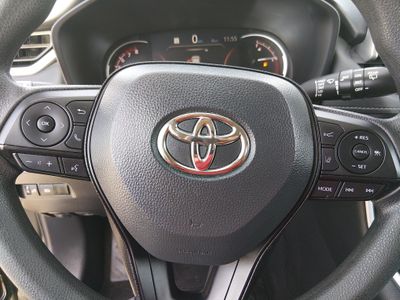 2024 Toyota RAV4 - Photo 12