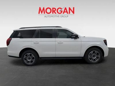 2026 Ford Expedition — side profile view