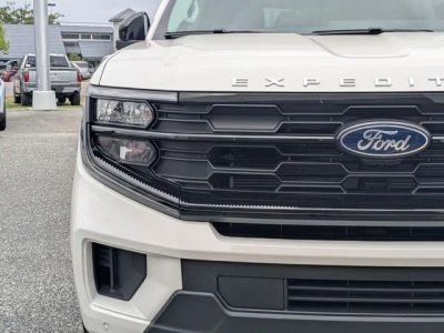 2026 Ford Expedition — photo 10 view