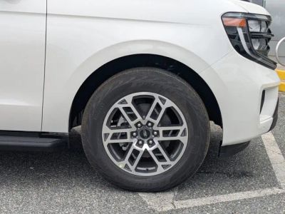 2026 Ford Expedition — photo 11 view