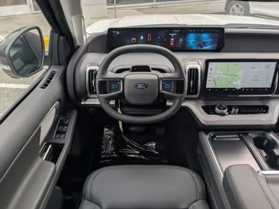 2026 Ford Expedition — photo 17 view