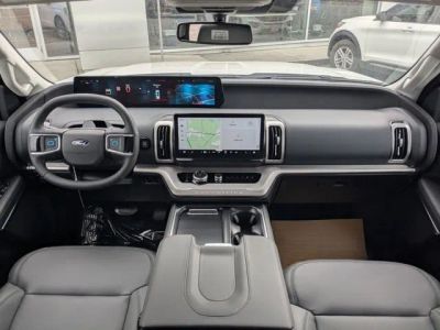 2026 Ford Expedition — photo 16 view