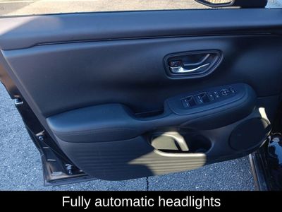 2025 Honda HR-V LX - Photo 12