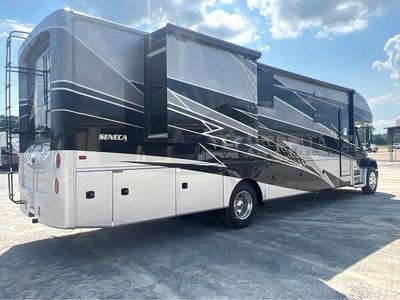 2026 Jayco Seneca - Photo 4