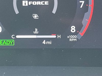 2026 Toyota 4Runner i-FORCE MAX - Photo 24