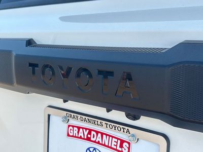 2026 Toyota 4Runner i-FORCE MAX - Photo 32