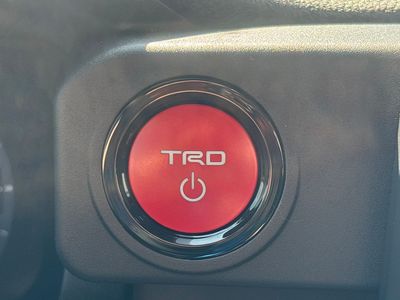 2026 Toyota 4Runner i-FORCE MAX - Photo 19