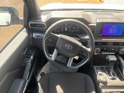 2026 Toyota 4Runner i-FORCE MAX - Photo 3