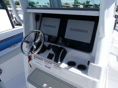 2026 Blackfin 242HB - Photo 11