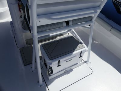 2026 Blackfin 242HB - Photo 20