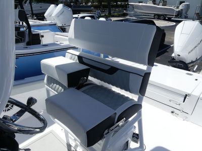 2026 Blackfin 242HB - Photo 15