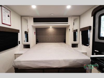 2026 Grand Design Transcend One - Photo 34