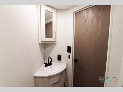 2026 Grand Design Transcend One - Photo 31