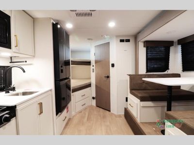 2026 Grand Design Transcend One - Photo 14