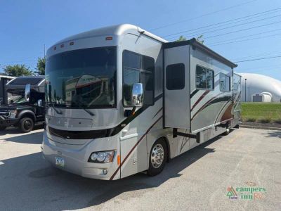 2010 Winnebago Journey — interior view