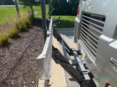 2010 Winnebago Journey — photo 7 view
