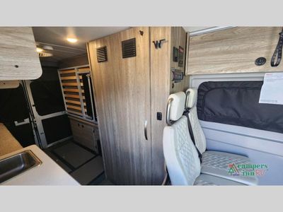 2025 Winnebago Solis - Photo 24