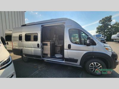 2025 Winnebago Solis - Photo 8