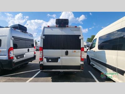 2025 Winnebago Solis - Photo 6
