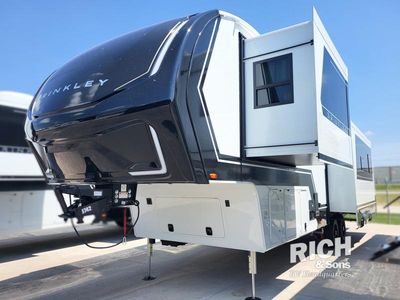 2026 Brinkley Model Z - Photo 3