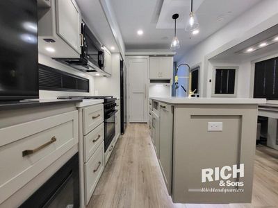2026 Brinkley Model Z - Photo 16