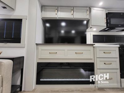 2026 Brinkley Model Z - Photo 14