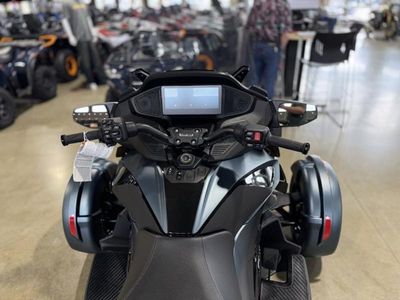 2025 Can-Am Spyder RT Rotax 1330 ACE - Photo 14