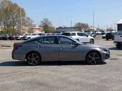 2024 Nissan Altima - Photo 17