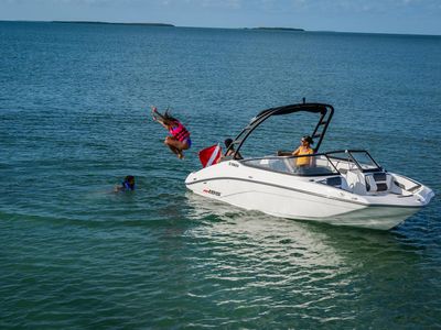 2025 Yamaha Boats AR195 - Photo 3
