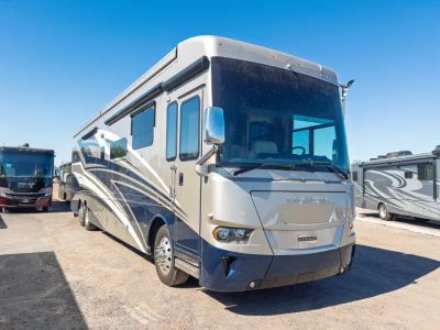 2020 Newmar VENTANA — front three-quarter view