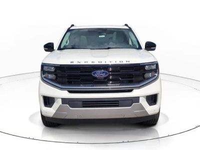2026 Ford Expedition Max — side profile view