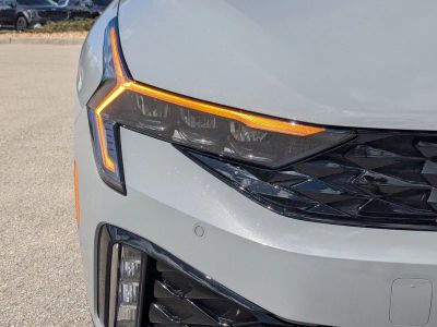 2026 Kia K5 — photo 10 view