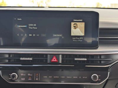 2026 Kia K5 — photo 18 view