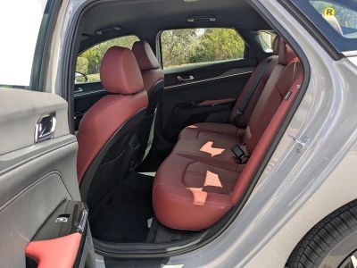 2026 Kia K5 — photo 13 view