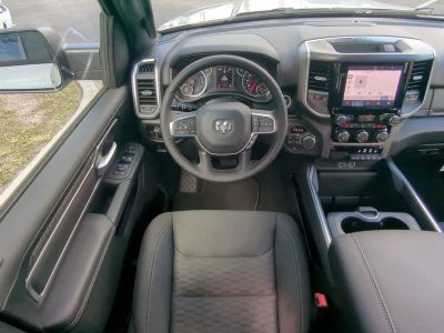 2026 Ram 1500 — photo 17 view