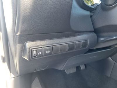 2026 Toyota Corolla SE — photo 16 view
