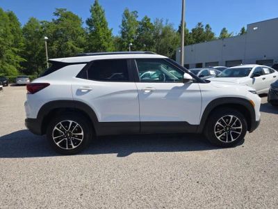 2025 Chevrolet TrailBlazer — photo 9 view