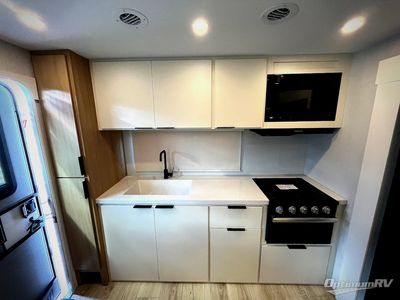 2026 Winnebago Thrive — photo 11 view