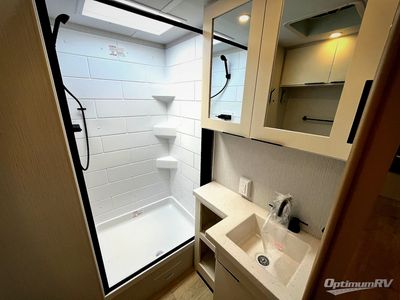 2026 Winnebago Thrive — photo 17 view