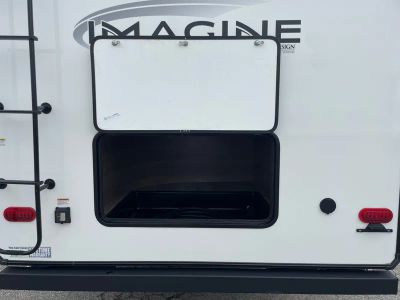 2023 Grand Design Imagine - Photo 15