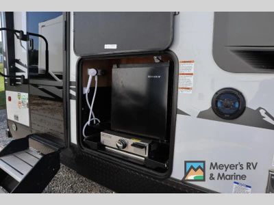 2023 Forest River RV Cherokee Black Label - Photo 6