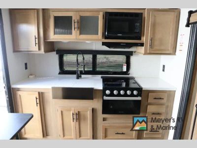 2023 Forest River RV Cherokee Black Label - Photo 14